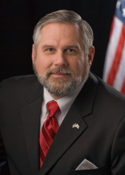 Randy-BlackBackGround-250x350